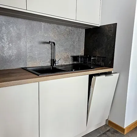 Coastline - Designer Seaside With Pool, 2-minute Walk To The Apartman